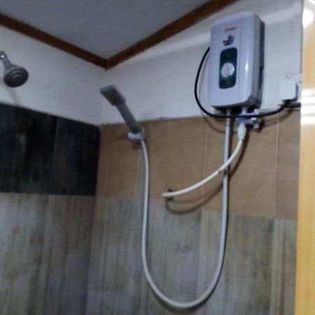 Bandula Home Stay Szigirija Kültér fotó