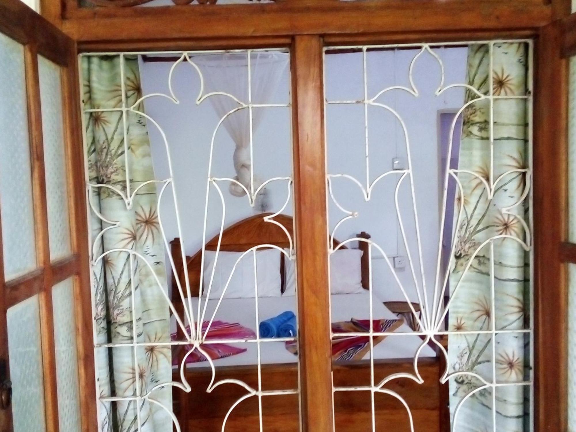 Bandula Home Stay Szigirija Kültér fotó